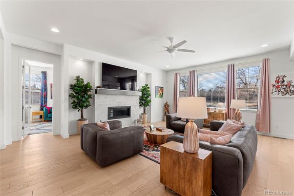 Fireplace, Interior, Living room, Recessed Lighting, Wood Texture Flooring
