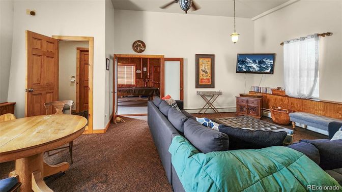 Interior, Living room, Pendant Lights
