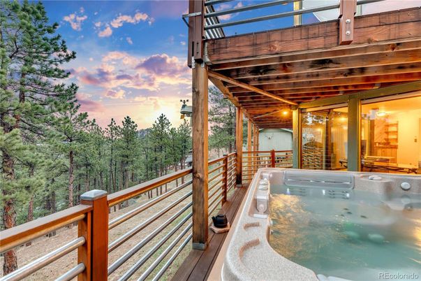 Exterior, Hot Tub