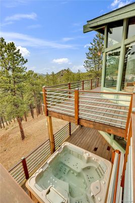Exterior, Hot Tub