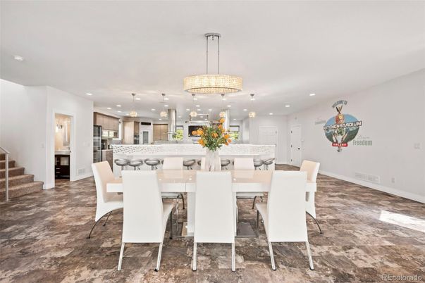 Dining room, Interior, Kitchen, Pendant Lights, Recessed Lighting, Stainless Steel Appliances
