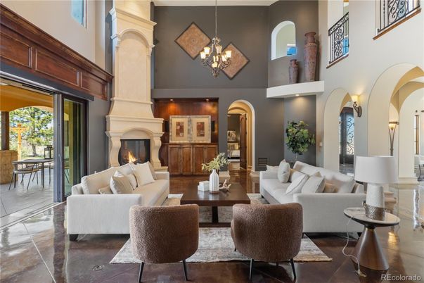 Chandelier, Fireplace, Interior, Living room, Pendant Lights, Recessed Lighting