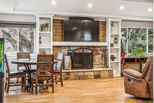 Dining room, Fireplace, Interior, Recessed Lighting, Wood Texture Flooring