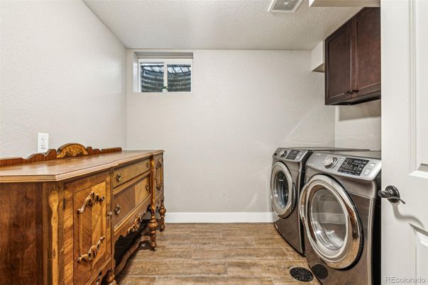Interior, Washer, Wood Texture Flooring