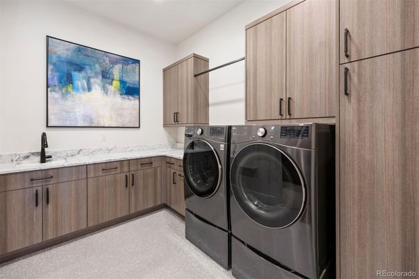 Interior, Washer