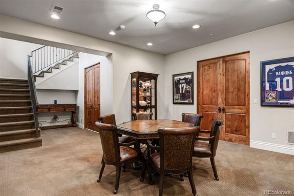 Dining room, Interior, Recessed Lighting