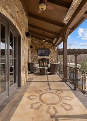 Exterior, Fireplace