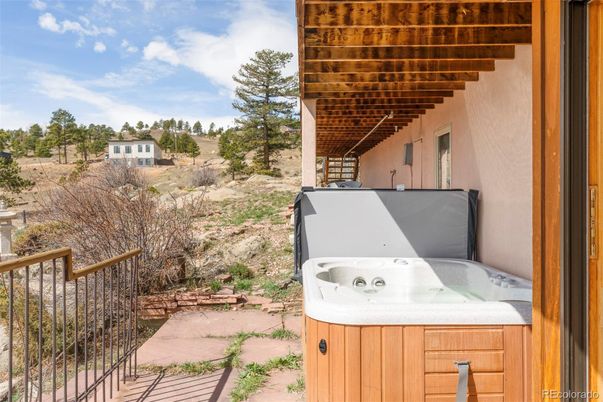 Exterior, Hot Tub