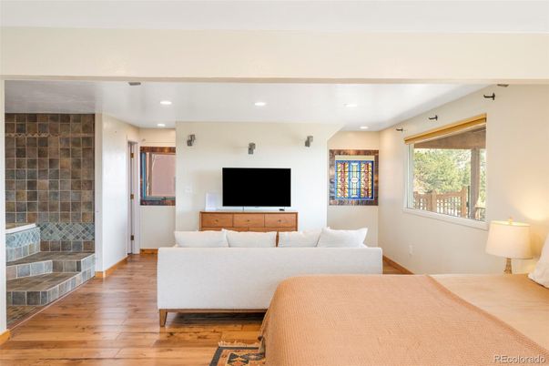 Bedroom, Interior, Living room, Recessed Lighting, Wood Texture Flooring