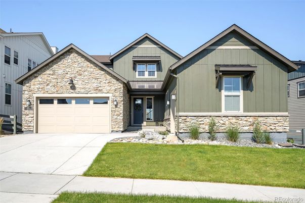 Attached, Exterior, Facade, Farmhouse
