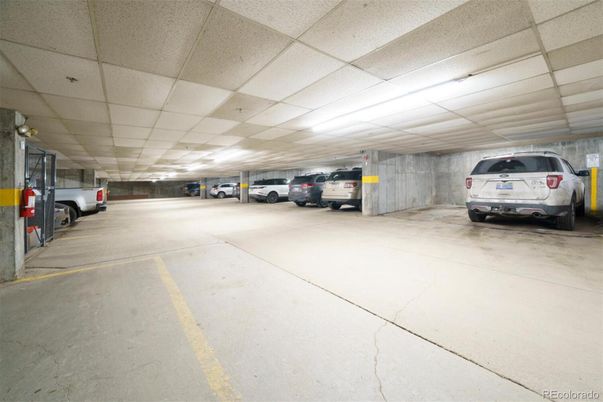 Garage, Interior