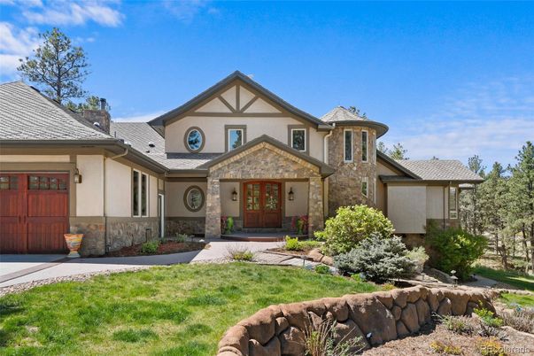 Attached, Exterior, Facade, Tudor Revival