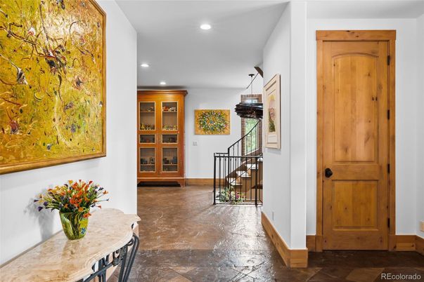 Interior, Recessed Lighting