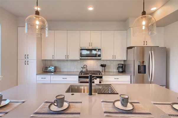 Interior, Kitchen, Pendant Lights, Recessed Lighting, Stainless Steel Appliances