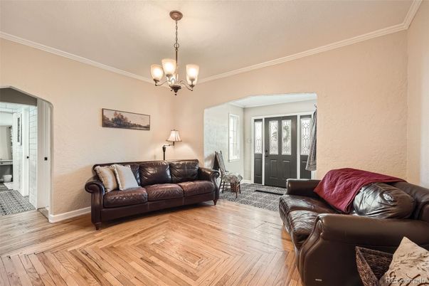 Chandelier, Interior, Living room, Wood Texture Flooring