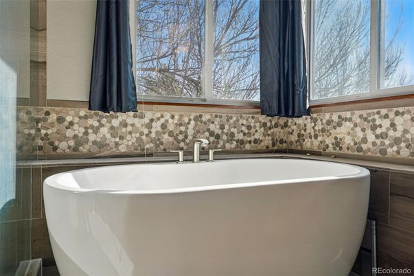 Bathroom, Free Standing Baths, Glass Shower, Interior