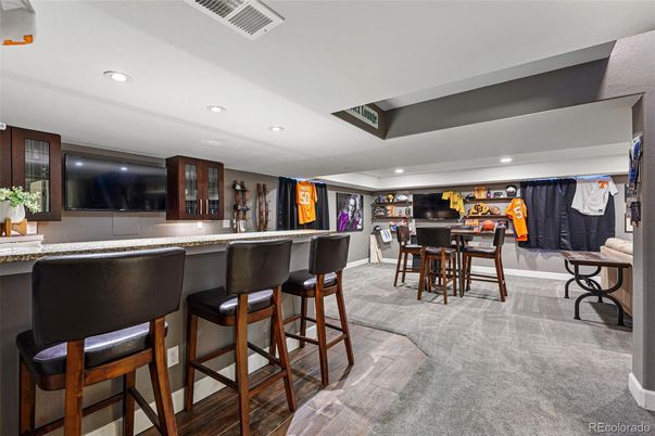 Dining room, Interior, Recessed Lighting