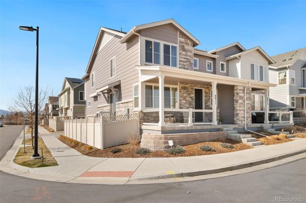 Exterior, Facade, American Craftsman
