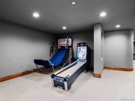Fitness Equipment, Interior, Recessed Lighting