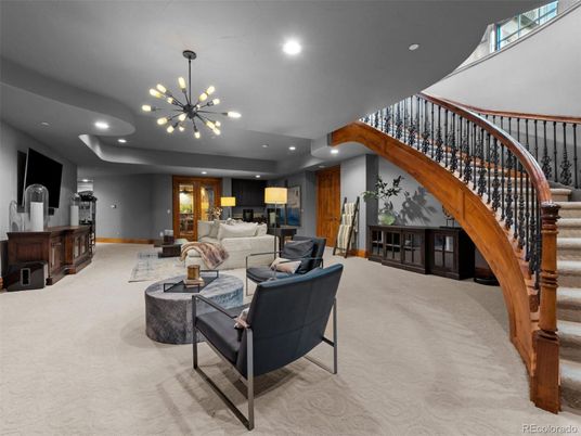 Interior, Living room, Pendant Lights, Recessed Lighting