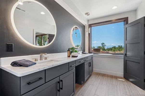 Bathroom, Dual Sink Vanities, Interior, Pendant Lights, Recessed Lighting