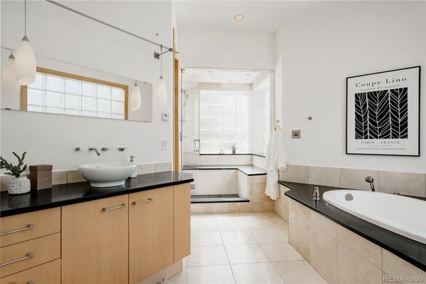 Bathroom, Dual Sink Vanities, Interior, Pendant Lights, Recessed Lighting
