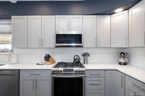Interior, Kitchen, Stainless Steel Appliances