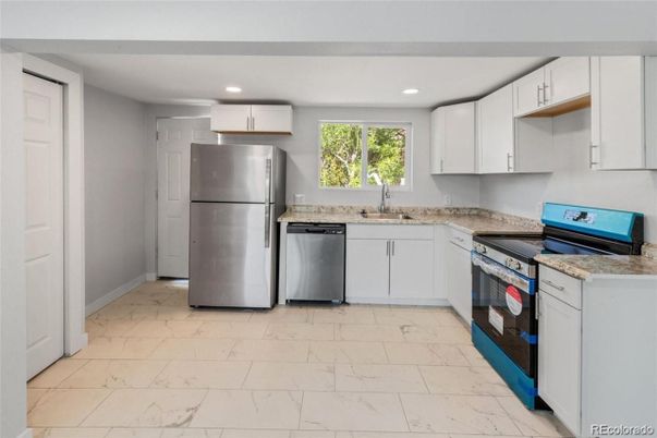 Interior, Kitchen, Marble, Recessed Lighting, Stainless Steel Appliances