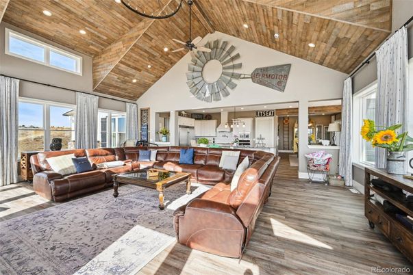 Interior, Kitchen, Living room, Pendant Lights, Recessed Lighting, Stainless Steel Appliances, Wooden Beams, Wooden Ceilings, Wood Texture Flooring