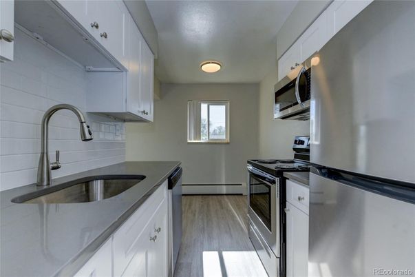 Interior, Kitchen, Stainless Steel Appliances, Wood Texture Flooring