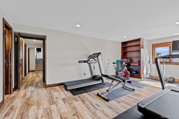 Fitness Equipment, Interior, Recessed Lighting, Wood Texture Flooring