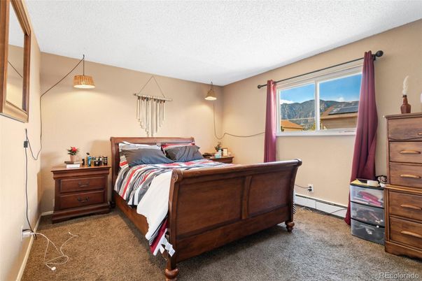 Bedroom, Interior, Pendant Lights