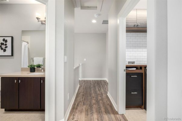 Interior, Recessed Lighting, Wood Texture Flooring
