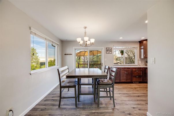 Chandelier, Dining room, Interior, Recessed Lighting, Wood Texture Flooring