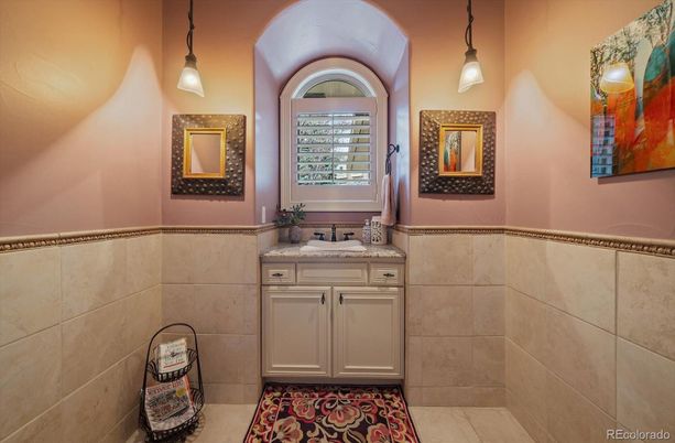 Bathroom, Interior, Pendant Lights