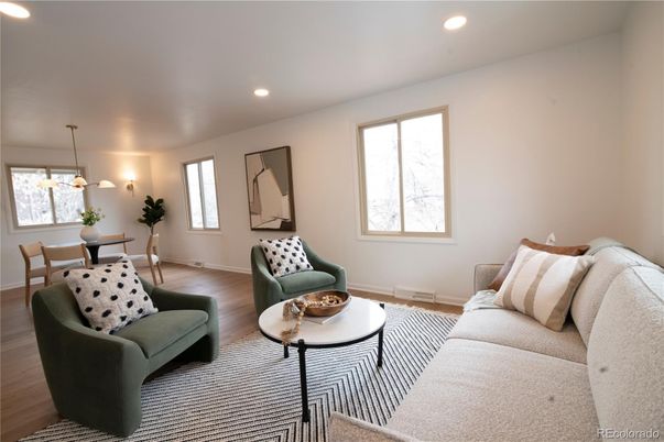 Dining room, Interior, Living room, Recessed Lighting, Wood Texture Flooring