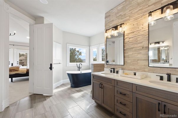 Bathroom, Dual Sink Vanities, Free Standing Baths, Interior, Wood Texture Flooring