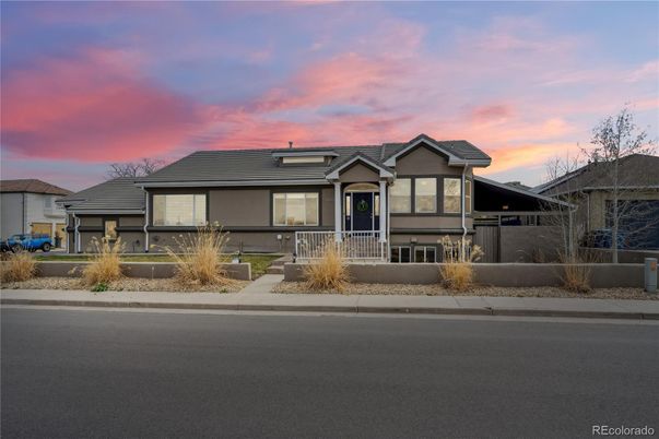Exterior, Facade, American Craftsman