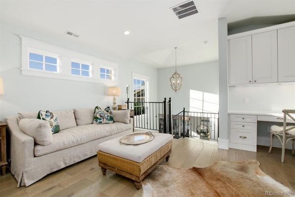 Chandelier, Interior, Living room, Pendant Lights, Recessed Lighting, Wood Texture Flooring