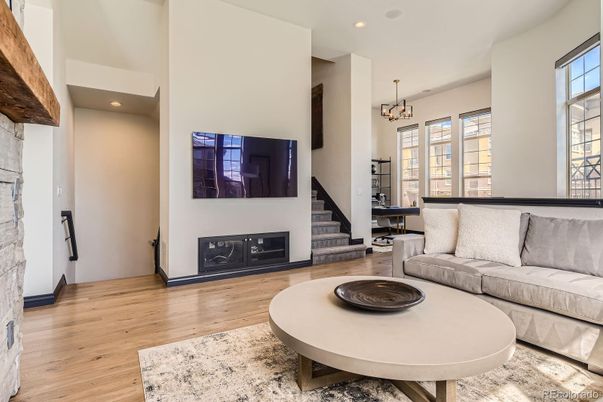 Fireplace, Interior, Living room, Pendant Lights, Recessed Lighting, Wood Texture Flooring