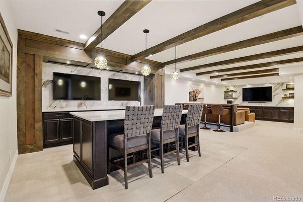 Interior, Kitchen, Pendant Lights, Recessed Lighting, Wooden Beams