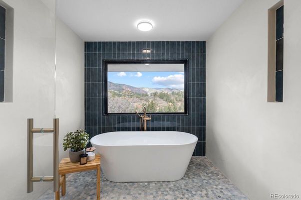 Bathroom, Free Standing Baths, Interior