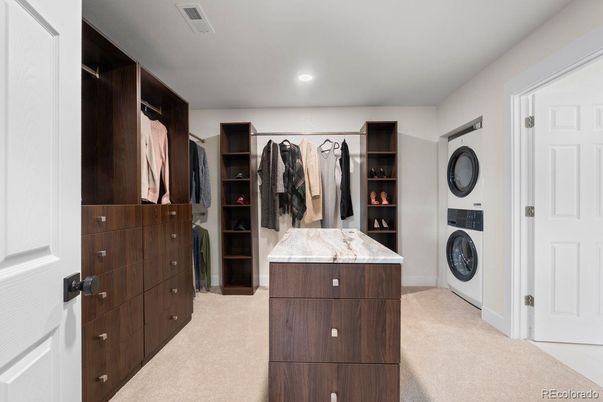 Interior, Recessed Lighting, Walk-in Closets, Washer