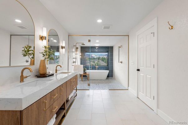 Bathroom, Dual Sink Vanities, Free Standing Baths, Glass Shower, Interior, Recessed Lighting