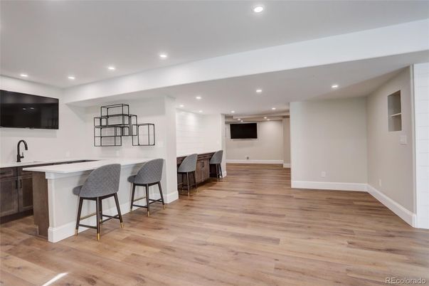 Interior, Recessed Lighting, Wood Texture Flooring