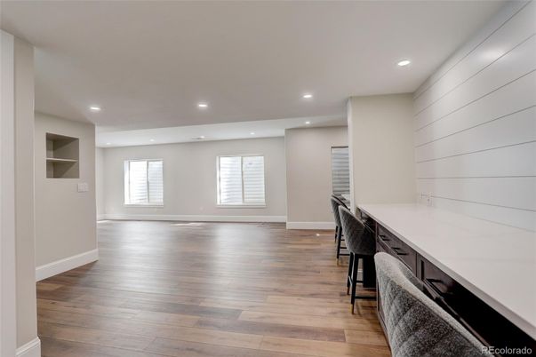 Empty room, Interior, Recessed Lighting, Wood Texture Flooring