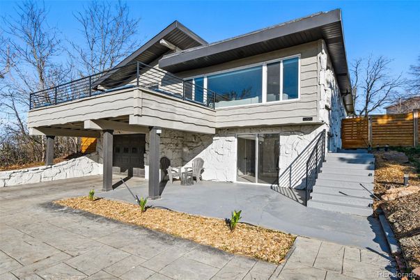 Attached, Exterior, Facade, Modern