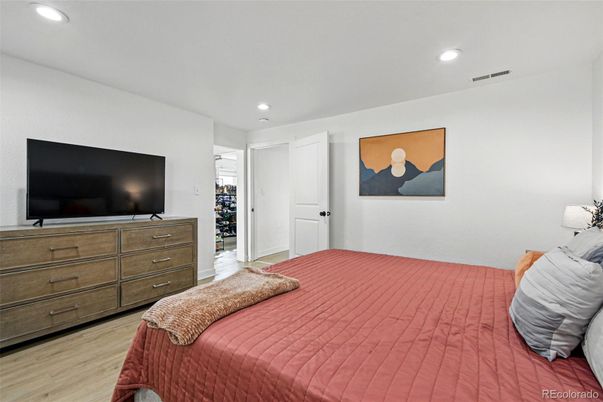 Bedroom, Interior, Recessed Lighting, Wood Texture Flooring