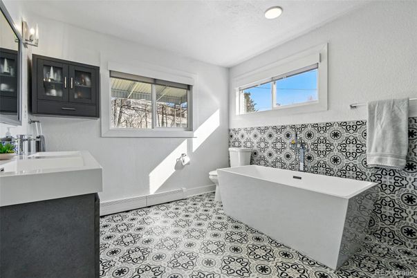Bathroom, Dual Sink Vanities, Free Standing Baths, Interior, Recessed Lighting