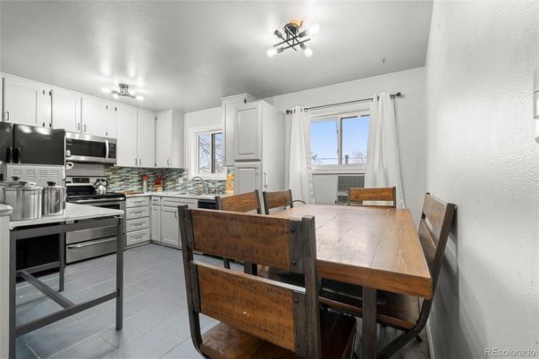 Dining room, Interior, Kitchen, Stainless Steel Appliances, Wood Texture Flooring